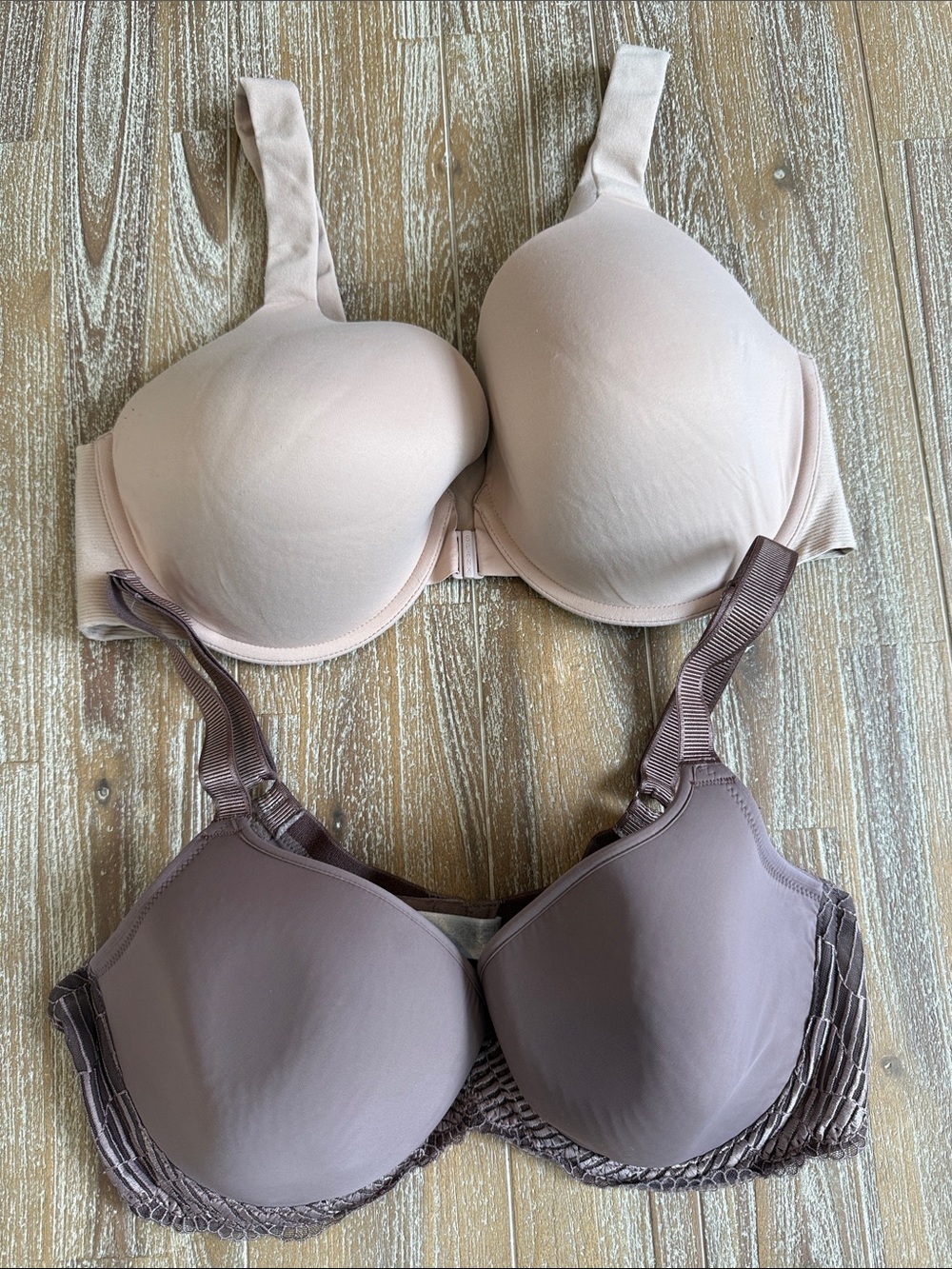 SPANX & Wacoal: Bundle of 2 Blush and Mauve Molded T-Shirt Bras - 38D